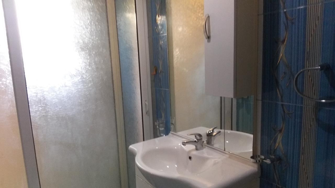 Opanets Guest Rooms Simona 2 מראה חיצוני תמונה