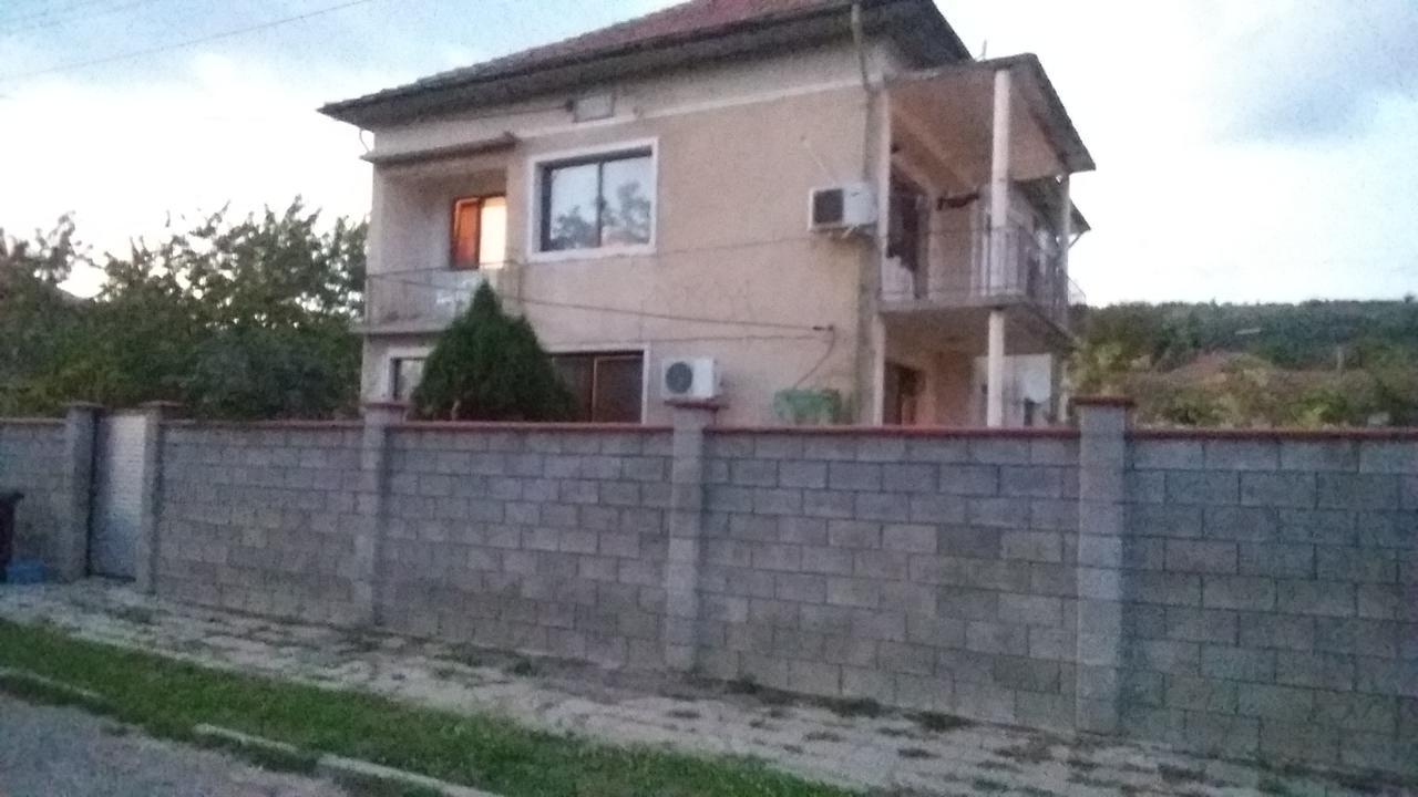 Opanets Guest Rooms Simona 2 מראה חיצוני תמונה